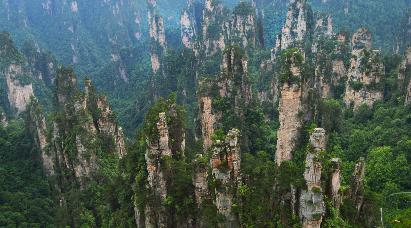 【最美三省 湘渝鄂】<張家界大峽谷玻璃橋、恩施云龍河地縫、七星寨、鳳凰古城五天高鐵>