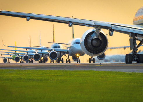 香港國際機(jī)場(chǎng)封面圖